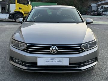 Volkswagen Passat - 6