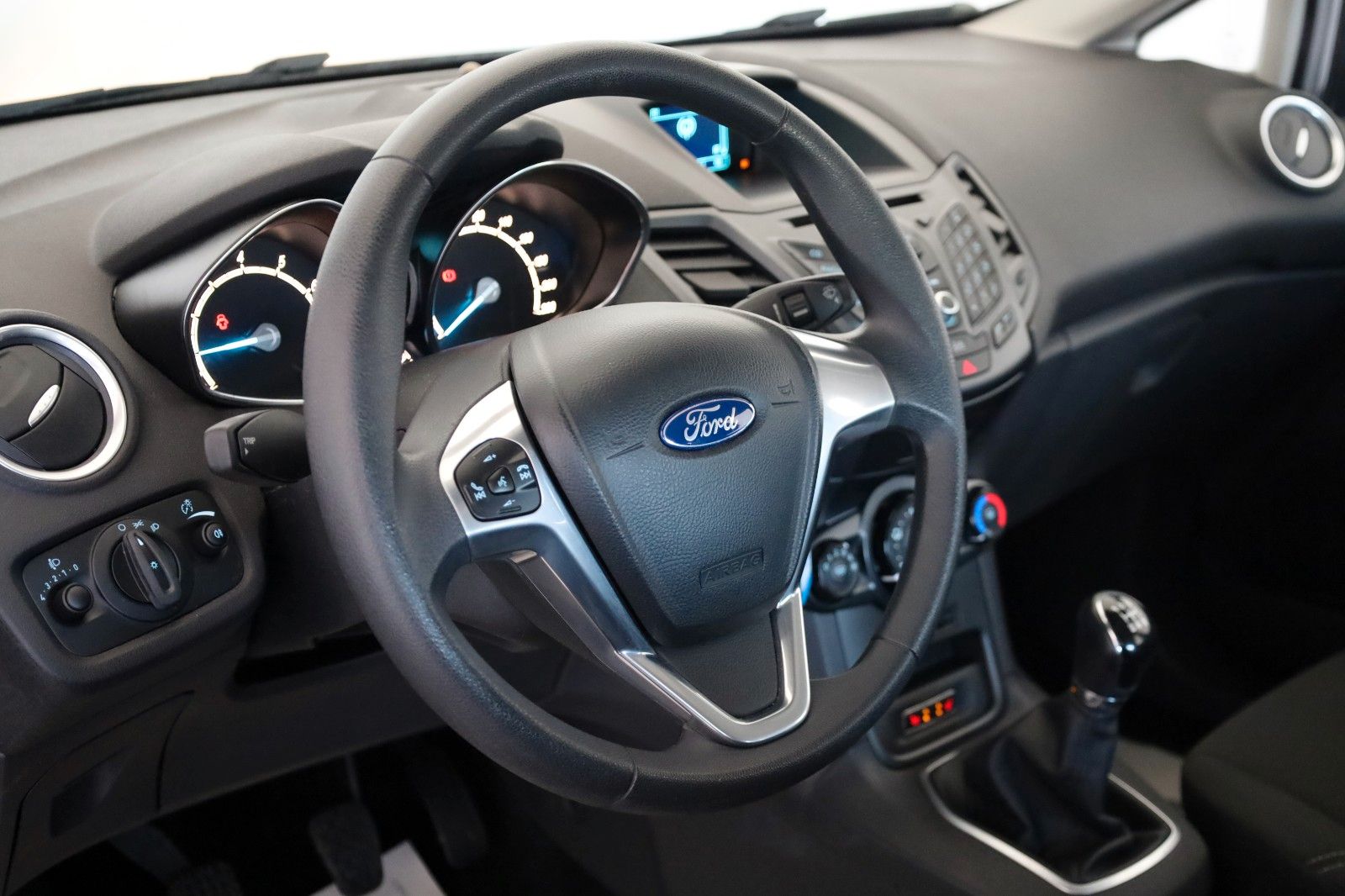 Fahrzeugabbildung Ford Fiesta Sync Edition Cool & Sound-Paket 2,SH,Allw