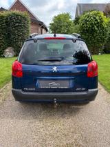 Peugeot 207 SW Sport AHK Pano TÜV Neu - Peugeot 207 Sport mit Diesel-Antrieb