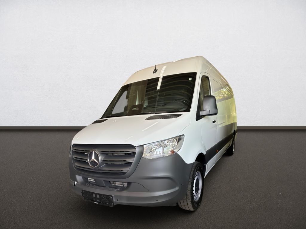 Image of Mercedes-Benz Sprinter