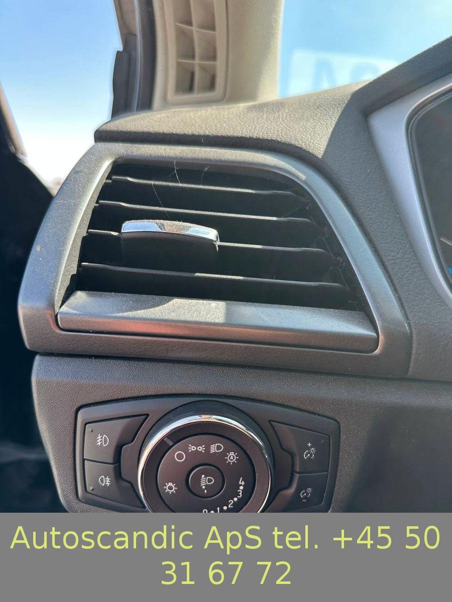 Ford Mondeo 2015 — photo 26