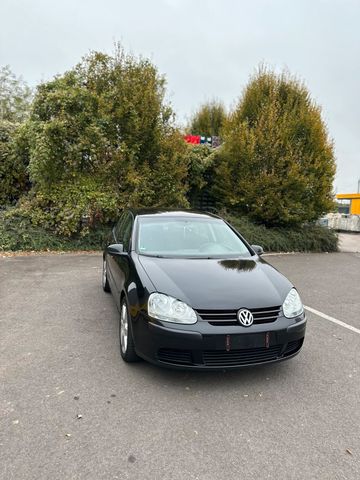 Volkswagen GOLF 5 1.9 TDI