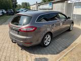 Ford Mondeo Turnier Titanium - Ford Mondeo aus 2011: Kombi