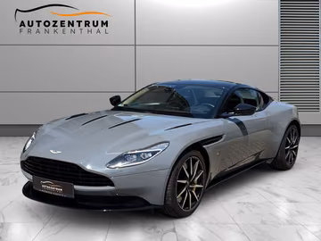 2016 Aston Martin DB11 — фото 1