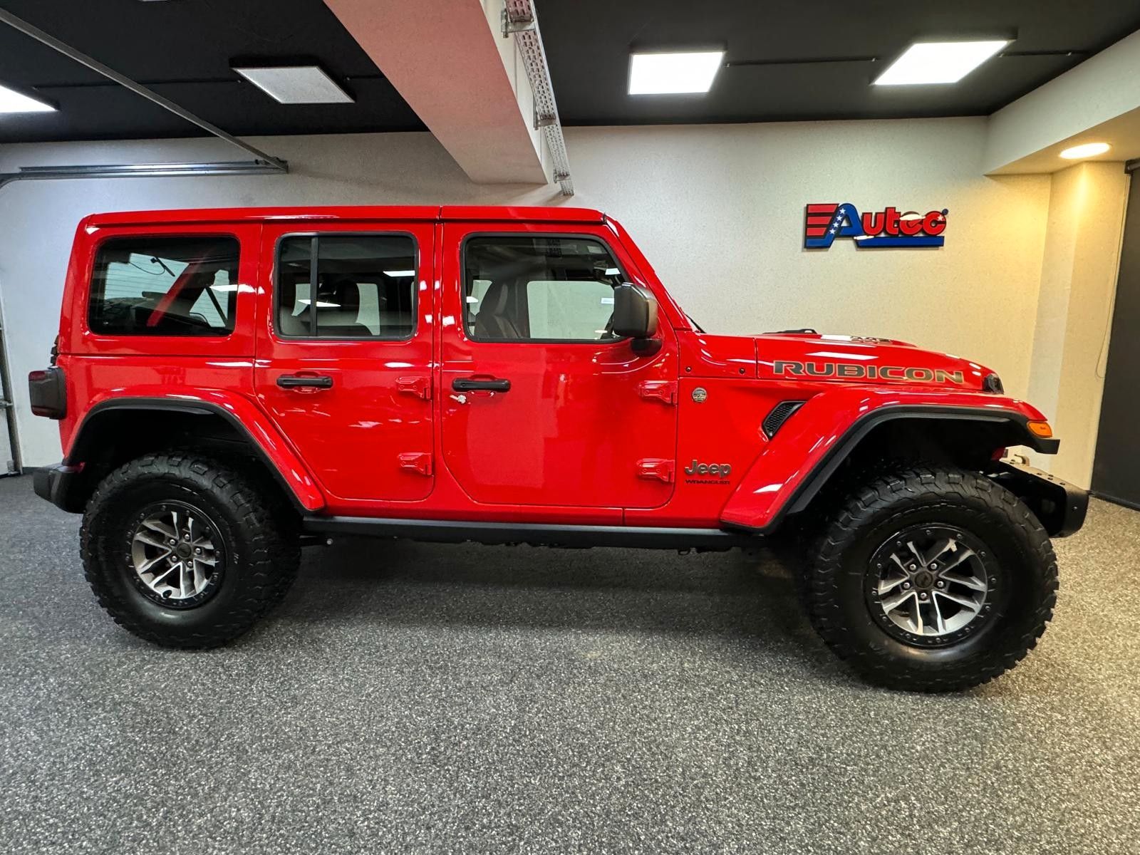 Fahrzeugabbildung Jeep VORFÜHRWAGEN RUBICON 392-6.4L V8-35"-STEEL BPR