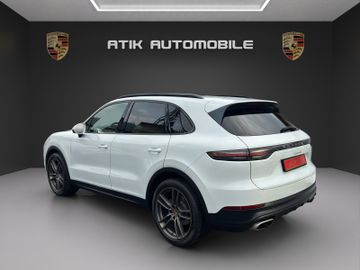 Porsche Cayenne - 7