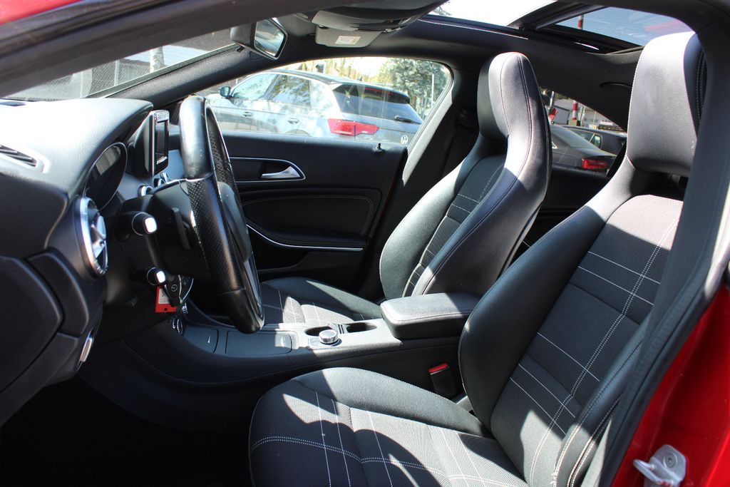 MERCEDES-BENZ Cla 220 – Bild 10 von 18