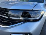 Volkswagen T-Cross 1.0 l TSI DSG R-Line LED Kamera PDC - Volkswagen T-Cross: R Line