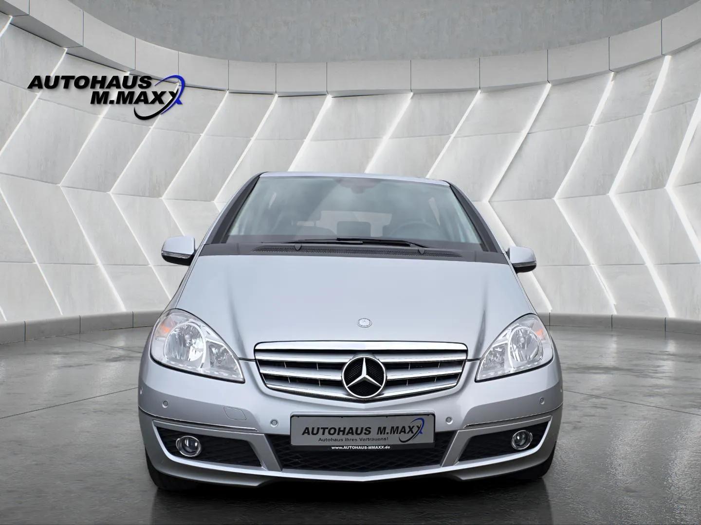 Mercedes-Benz A 200 Avantgarde*Navi*PDC*Leder*Sitzheizung