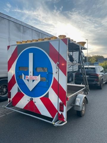 Inne Mersch AT15 EAL Verkehrsleitanhänger  Warntafel