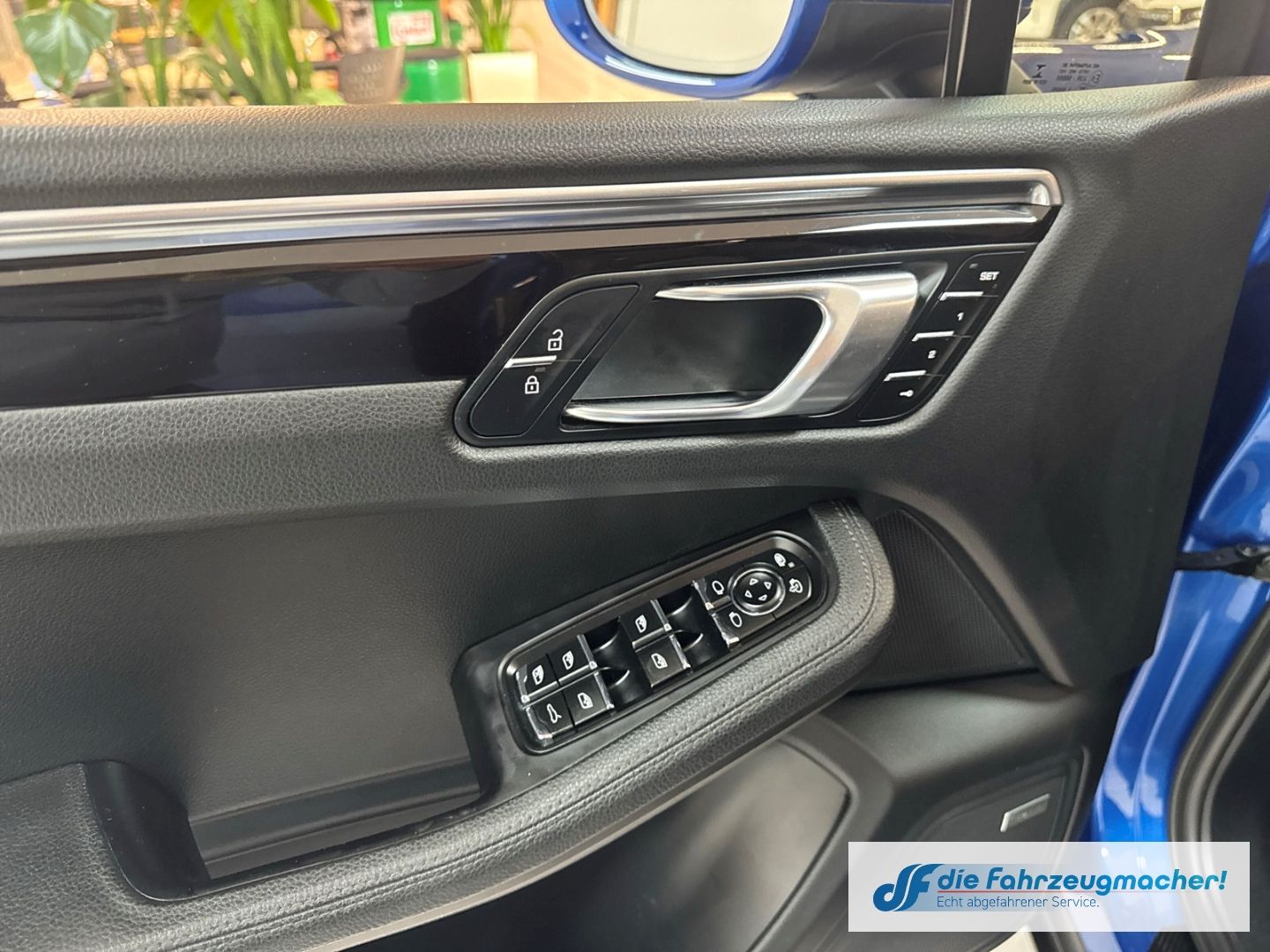 Fahrzeugabbildung Porsche Macan S El. Panodach Navi Memory Sitze Soundsyst