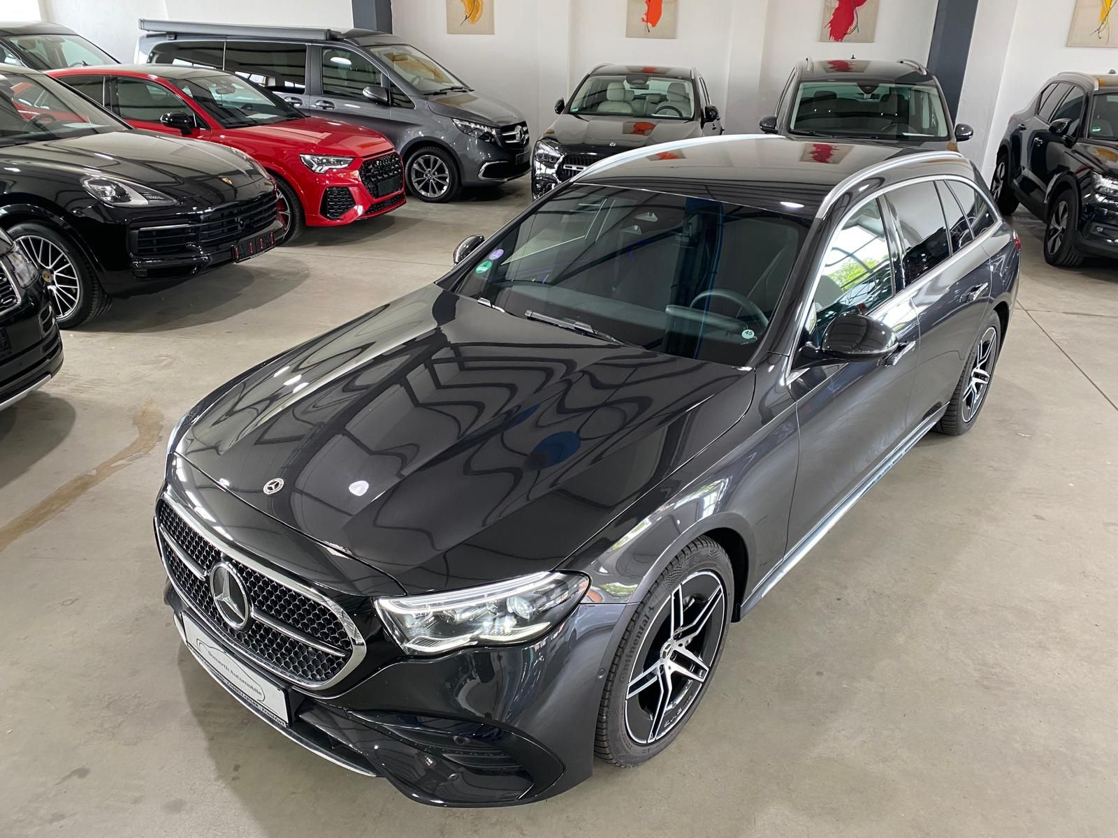 Fahrzeugabbildung Mercedes-Benz E 200 T 4M AMG Advanced+/Airmatic/AHK/360/DIS/