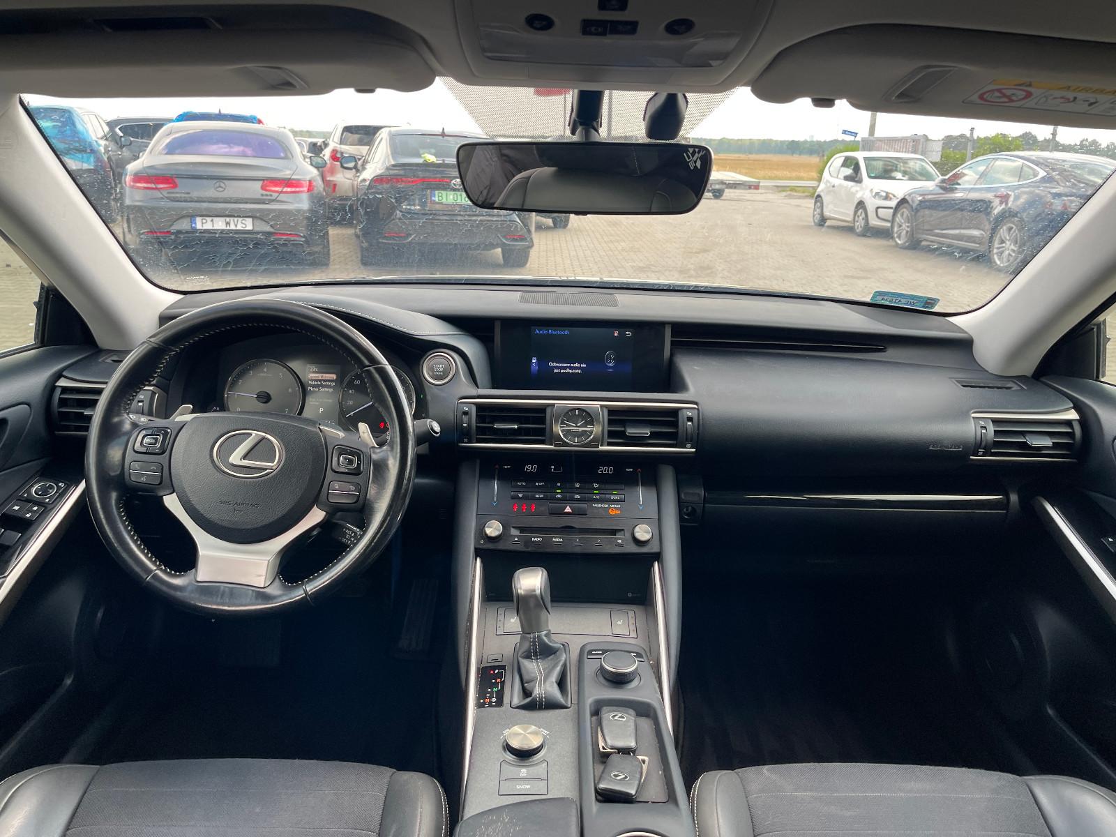 Lexus IS 300 Sport Line Automático — foto 10