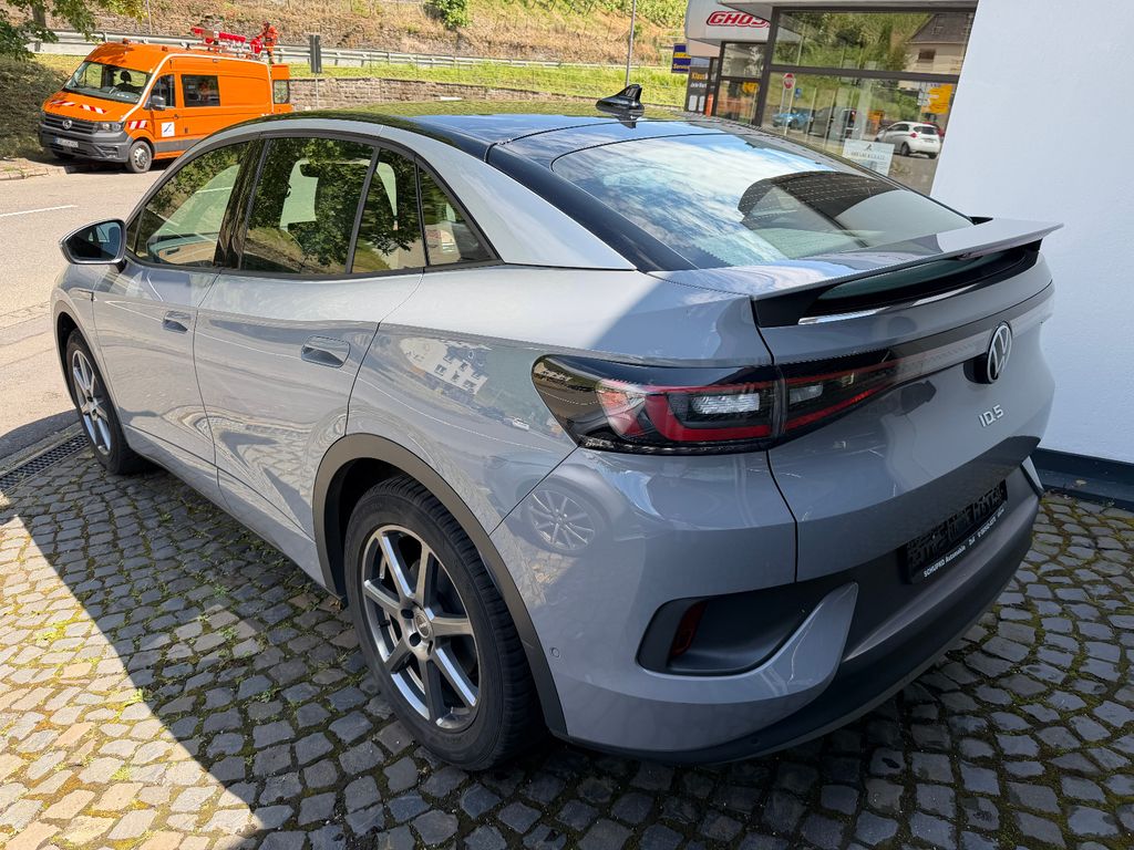 Volkswagen ID.5