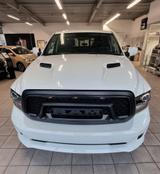 Dodge 1500 HEMI 5.7L CREW CAB SPORT 4x4 Navi/GSD/AHK - Dodge RAM in Bochum