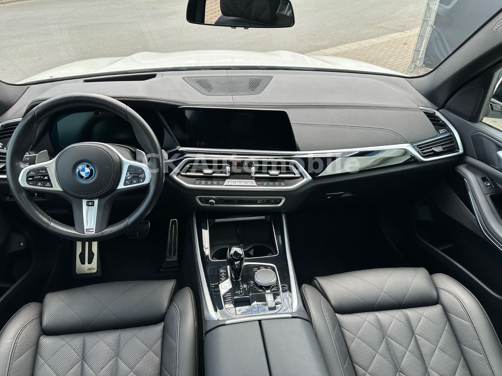 Fahrzeugabbildung BMW X5 xDrive 45 e M Sport/Pano/Laser/Kam360°/AHK