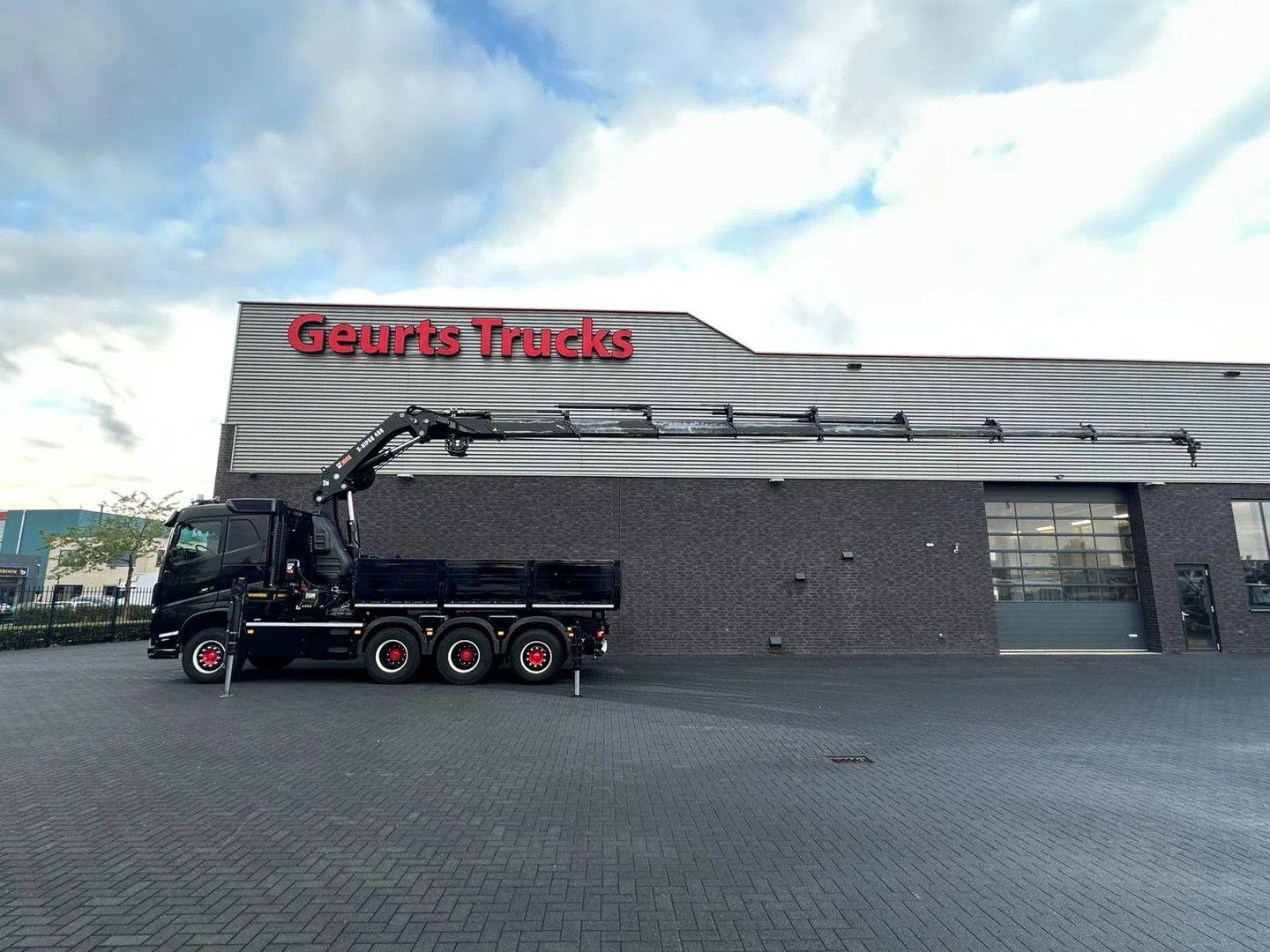 Volvo FH 500 8X4 TREKKER-BAKWAGEN +HIAB 408-8+LIER KRA