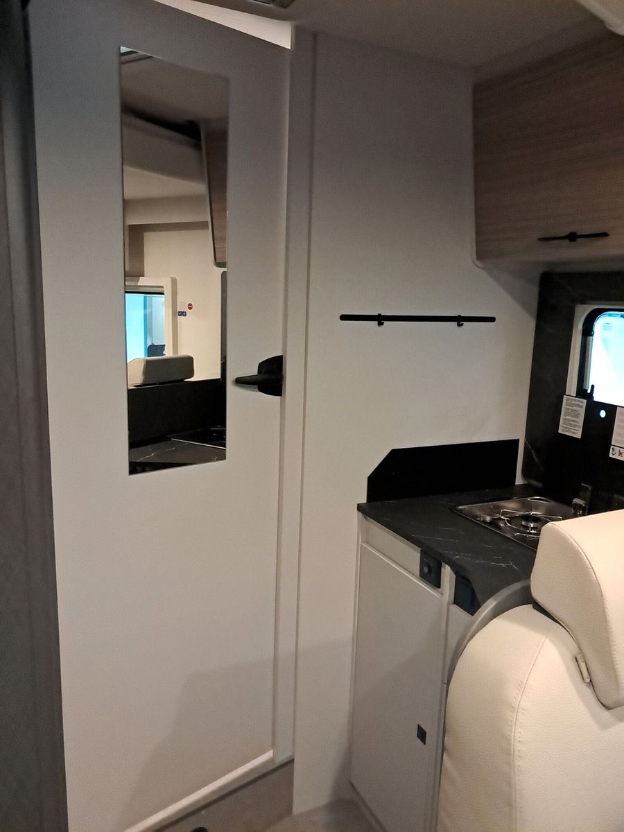 Fahrzeugabbildung Etrusco T-Modell Base 7.4 SB ACC,Solar,Markise,LTE,TV