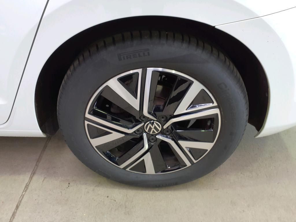Volkswagen Touran Highline 1.5 TSI AHK*Tempo*PDC*Nav*Klima
