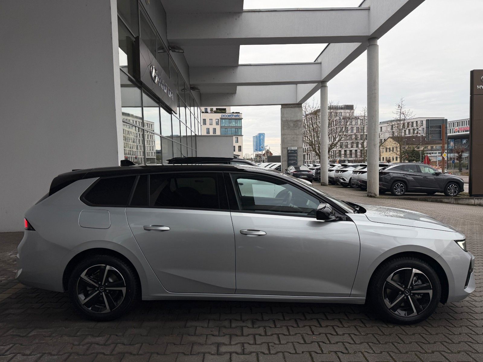 Fahrzeugabbildung Opel Astra L ST GS 145PS Hybrid Kamera/LED!