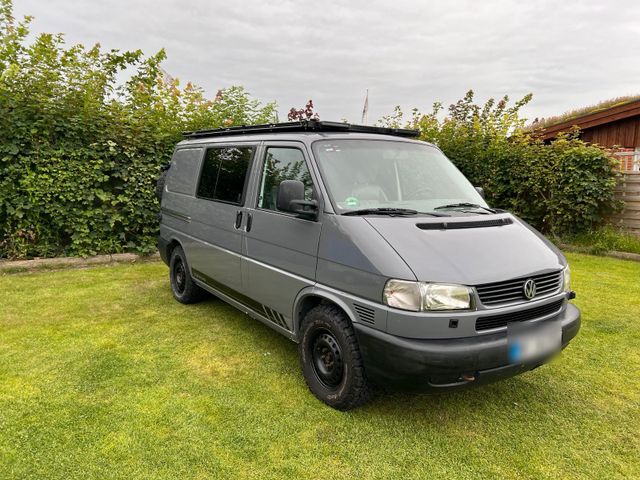 Volkswagen VW T4 Syncro Camper 2,5 TDI vieles Neu