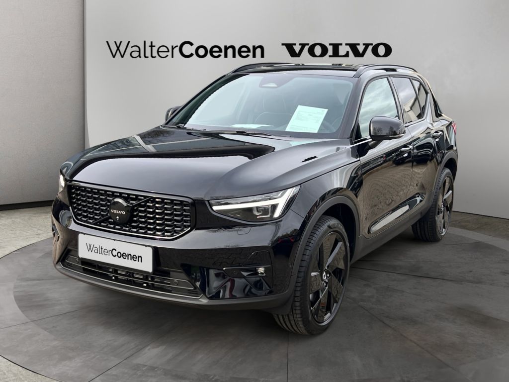 VOLVO XC40 B3 B DKG Ultra Black Edition,Licht-P,FHZ..