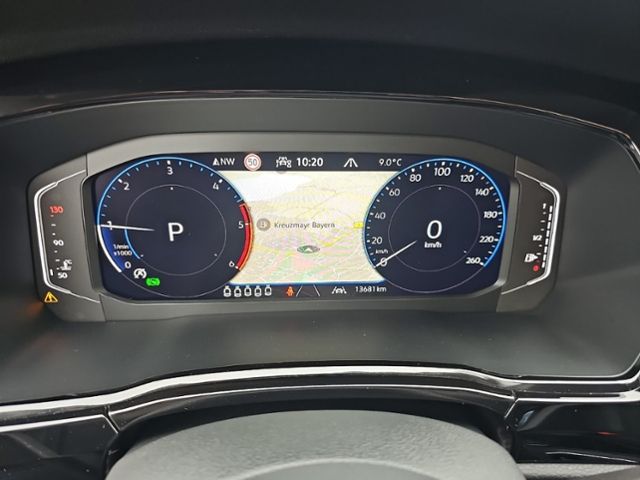Fahrzeugabbildung Volkswagen Touran 2.0 TDI HIGHLINE 7-SITZER KAMERA AHK TRAI