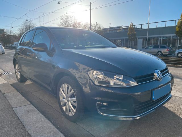 Volkswagen Golf VII 1.4 TSI 92kW ALLSTAR NAVI Panoramadach