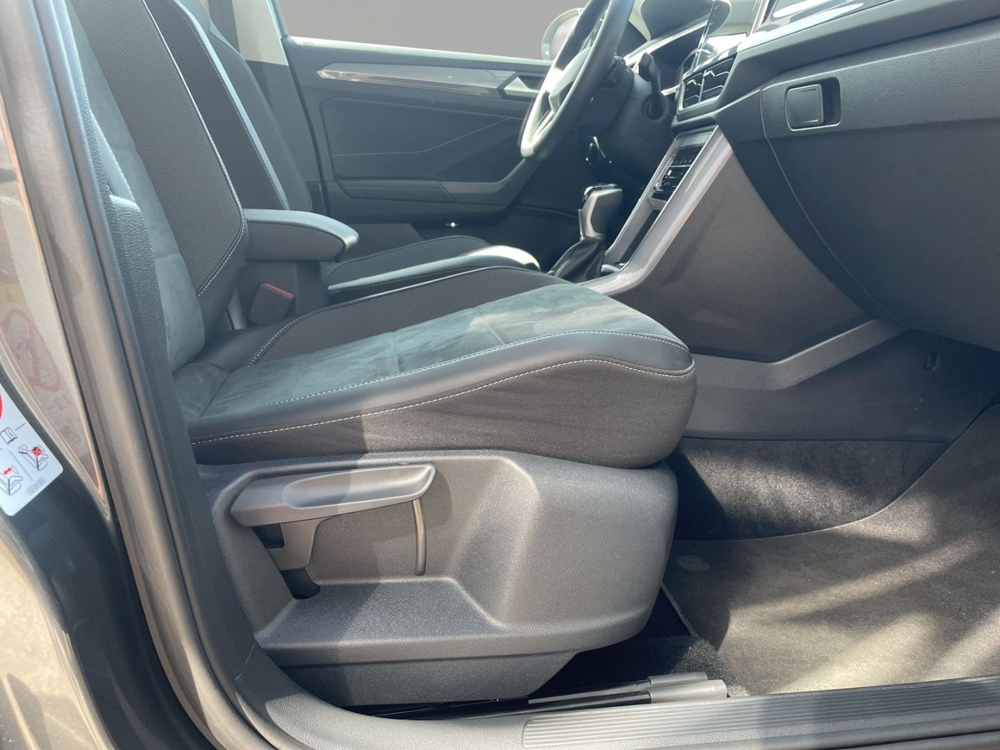 Volkswagen T-Roc - Bild 7
