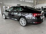 Skoda Superb Lim. Style*Navi*Leder*BI-Xenon*SHZ 4X - Skoda Superb mit Diesel-Antrieb