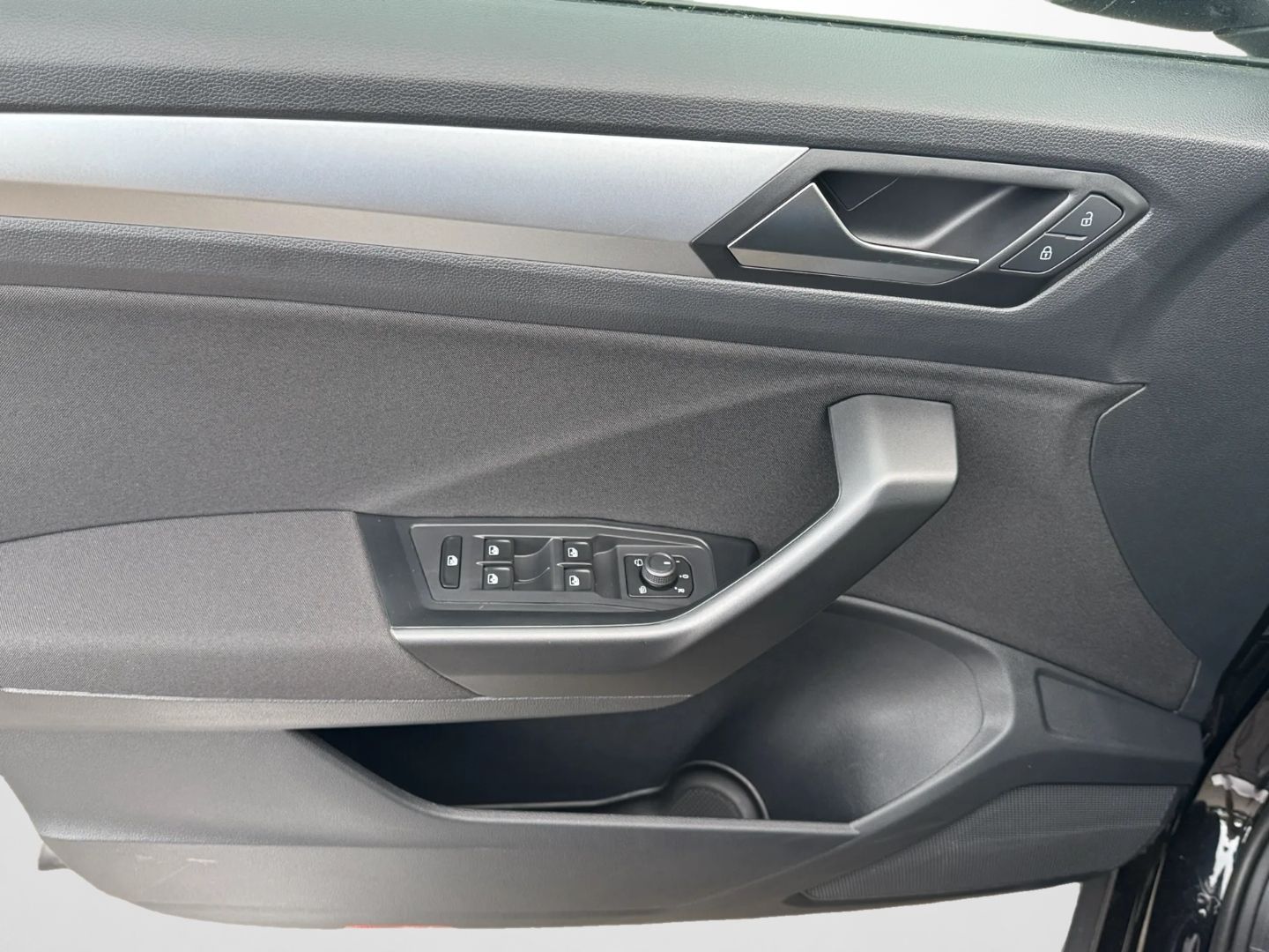T-Roc 1.0 TSI LIFE *NAVI*LED*KEYLESS*KAMERA*