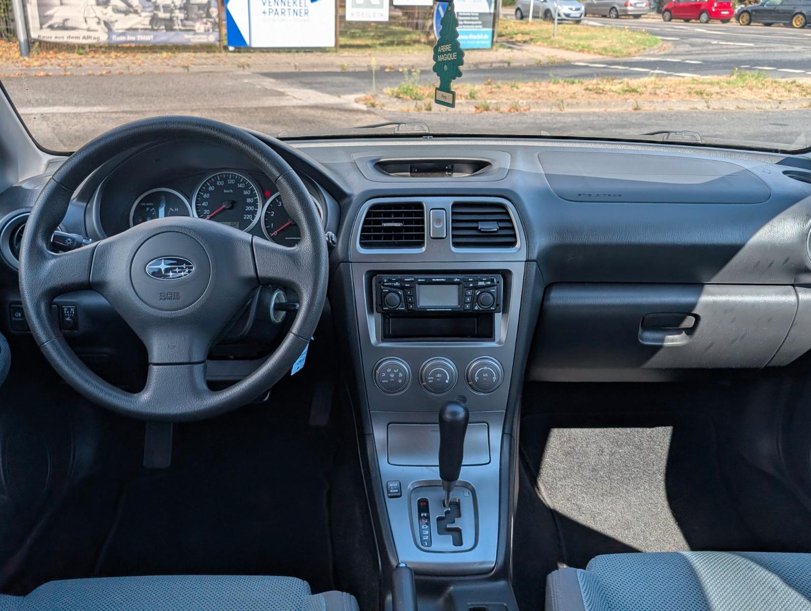 Subaru Impreza 2005 — photo 26