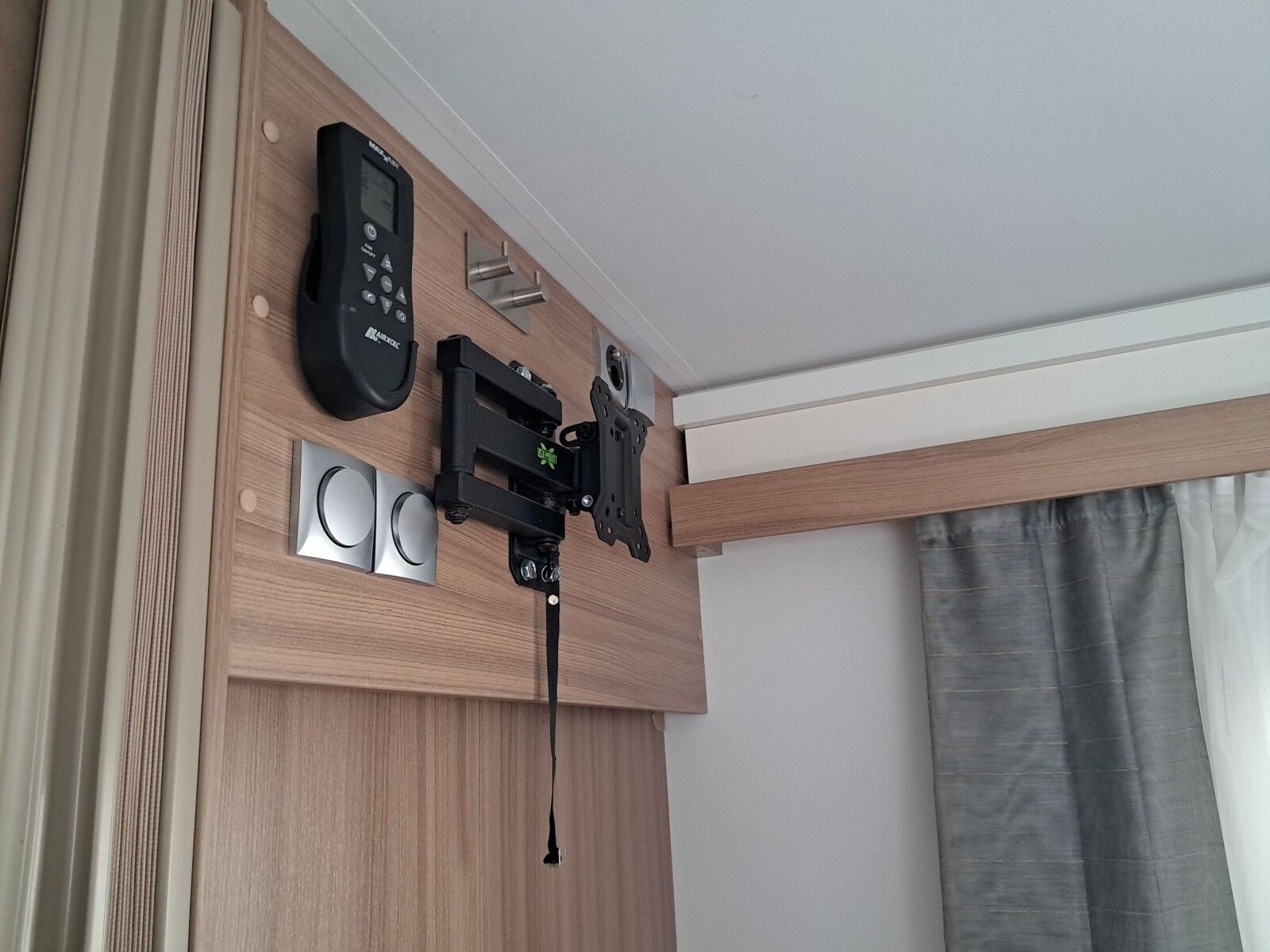 Fahrzeugabbildung Adria Coral Axess 670 DL