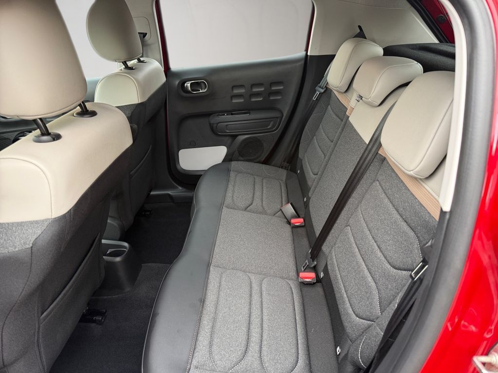 Fahrzeugabbildung Citroën C3 Pure Tech 83 S&S SHINE PACK