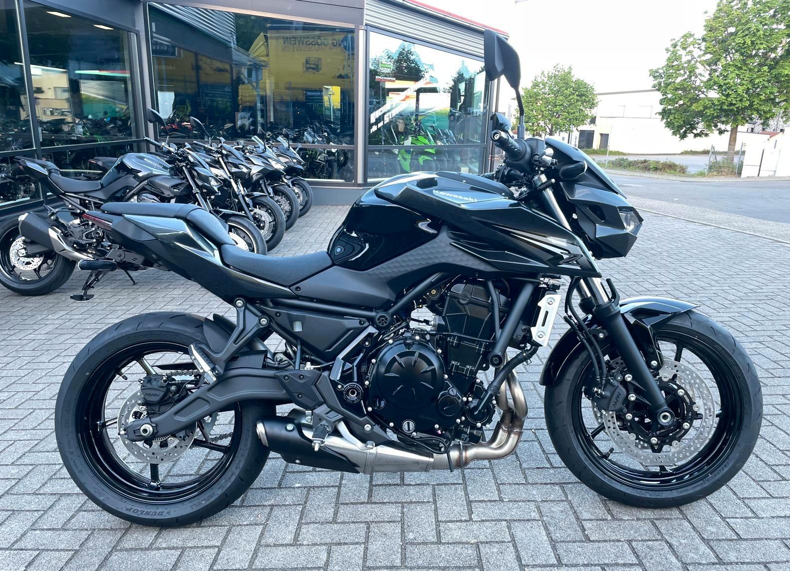 Kawasaki Z 650 S/ Tieferlegung 6 cm/Starterbonus -650.-€