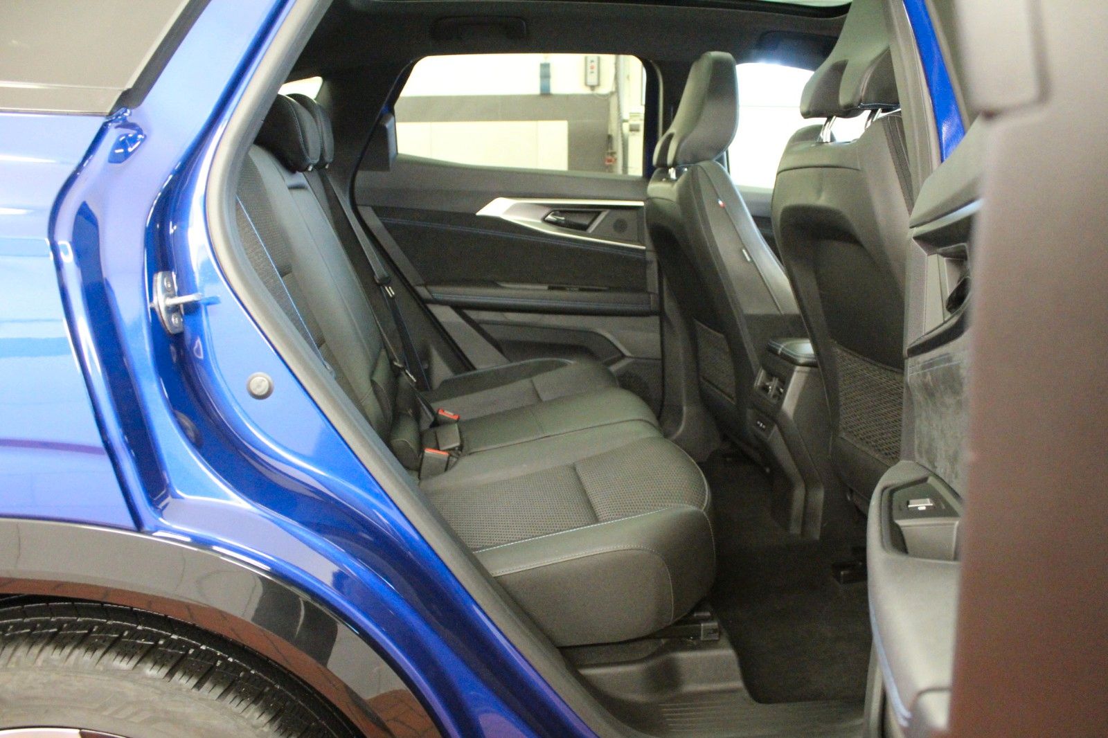 Fahrzeugabbildung Renault Austral E-Tech Full Hybrid 200 Techno Esprit Alp