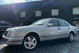 Mercedes-Benz E 320 ELEGANCE, AHK 1.Hand, Reifen + Inspek. neu - gebrauchte Mercedes-Benz E-Klasse aus dem Jahr 1998