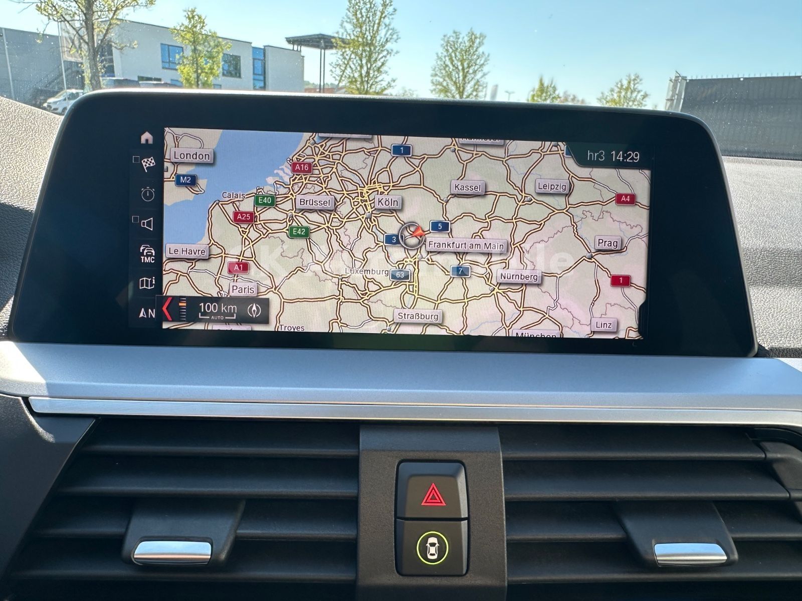 Fahrzeugabbildung BMW X3 xDrive20d Advantage/Navi/Head-Up/Pano/AHK