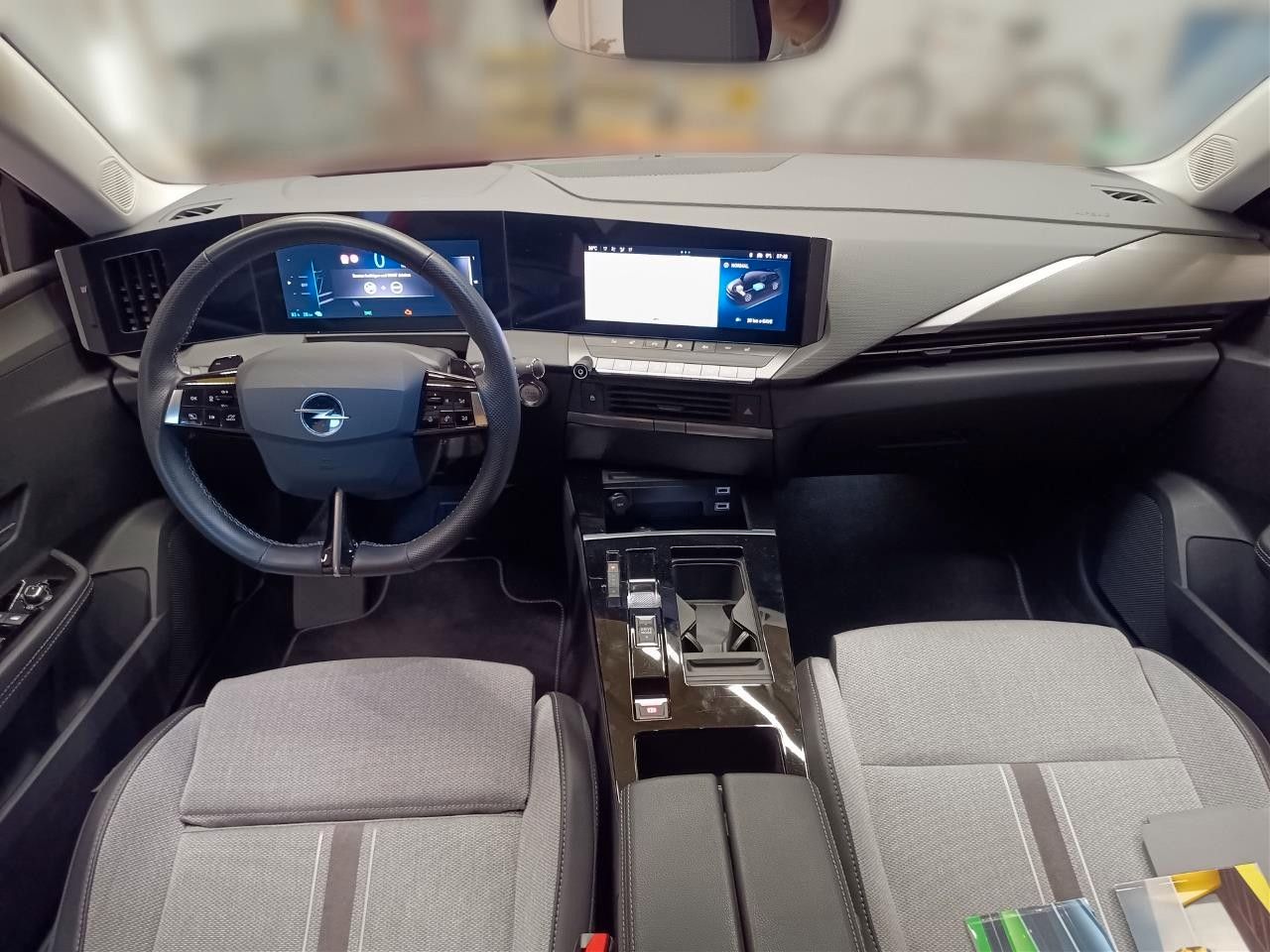 Fahrzeugabbildung Opel Astra L Lim. 1.6 HYBRID ELEGANCE NAVI/KAMERA/AHK