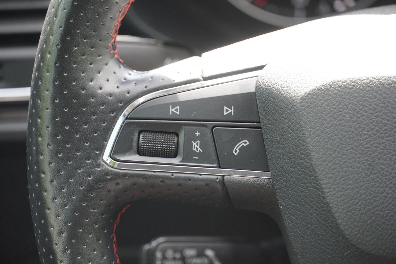 Seat Leon 1.4 TSI FR LED Navi Tempomat PDC Bluetooth