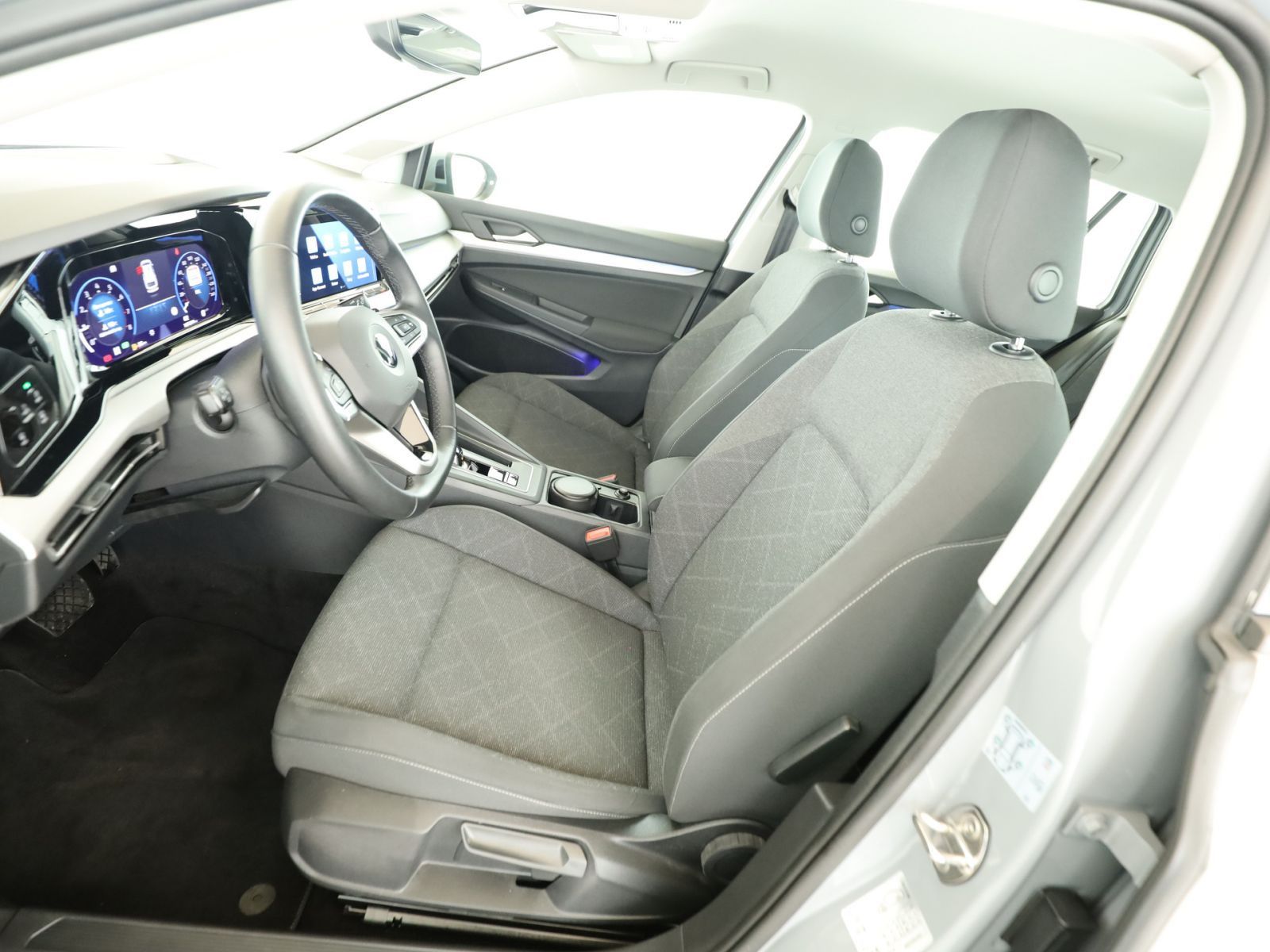 Volkswagen Golf - Bild 11