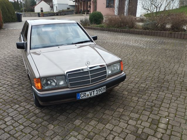 Mercedes-Benz 190