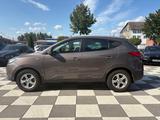 Hyundai ix35 2.0 Comfort2WD*R-KAM*AHK*BT*FREISPRECH*PDC* - Hyundai Gebrauchtwagen von 2013