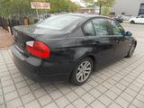 BMW 320 3 Limousine 320i Automatik - BMW 320 aus 2006: 320i