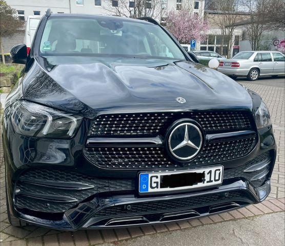 MERCEDES-BENZ GLE 300 d 4MATIC AMG/Pano/Burmester/AHK/HUD