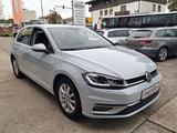Volkswagen Golf VII 1.5 Highline BMT/Start-Stopp Automatik - mit Benzin-Antrieb: Sitzbelüftung, Kombi