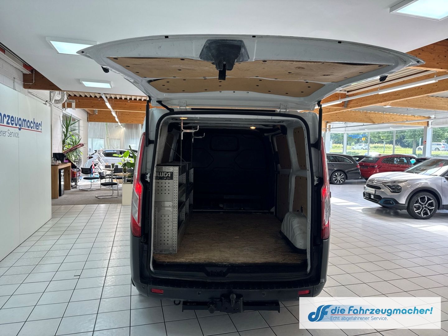 Fahrzeugabbildung Ford Transit Custom Kasten 290 L1 Trend Berganfahra