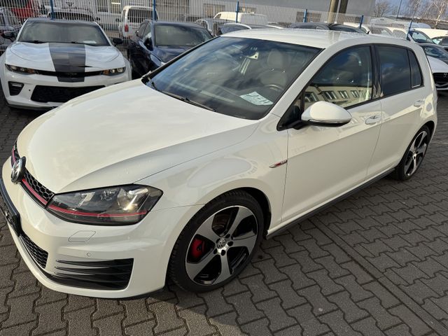 Volkswagen Golf GTI GTI BMT, 2.0 Benzin, Euro 6, Navi