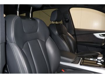 Audi Q7 - 7