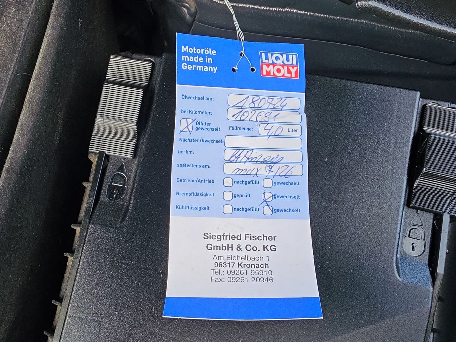 Fahrzeugabbildung Volkswagen Tiguan AHK TEMPOMAT PDC SHZ TÜV SERVICE NEU